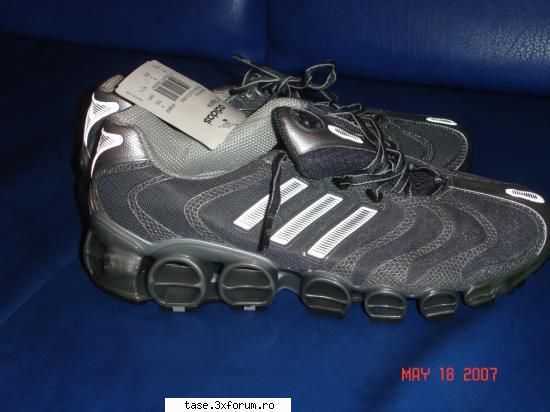 : 240 ron adidasi