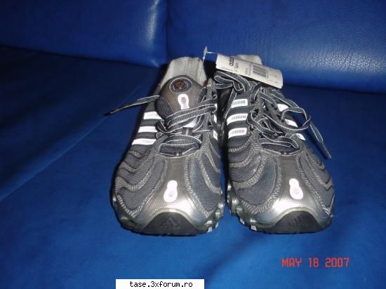 : 240 ron adidasi